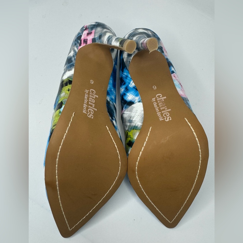 NWOT Charles By Charles David Sublime Pump -Size 6 - Picture 7 of 7